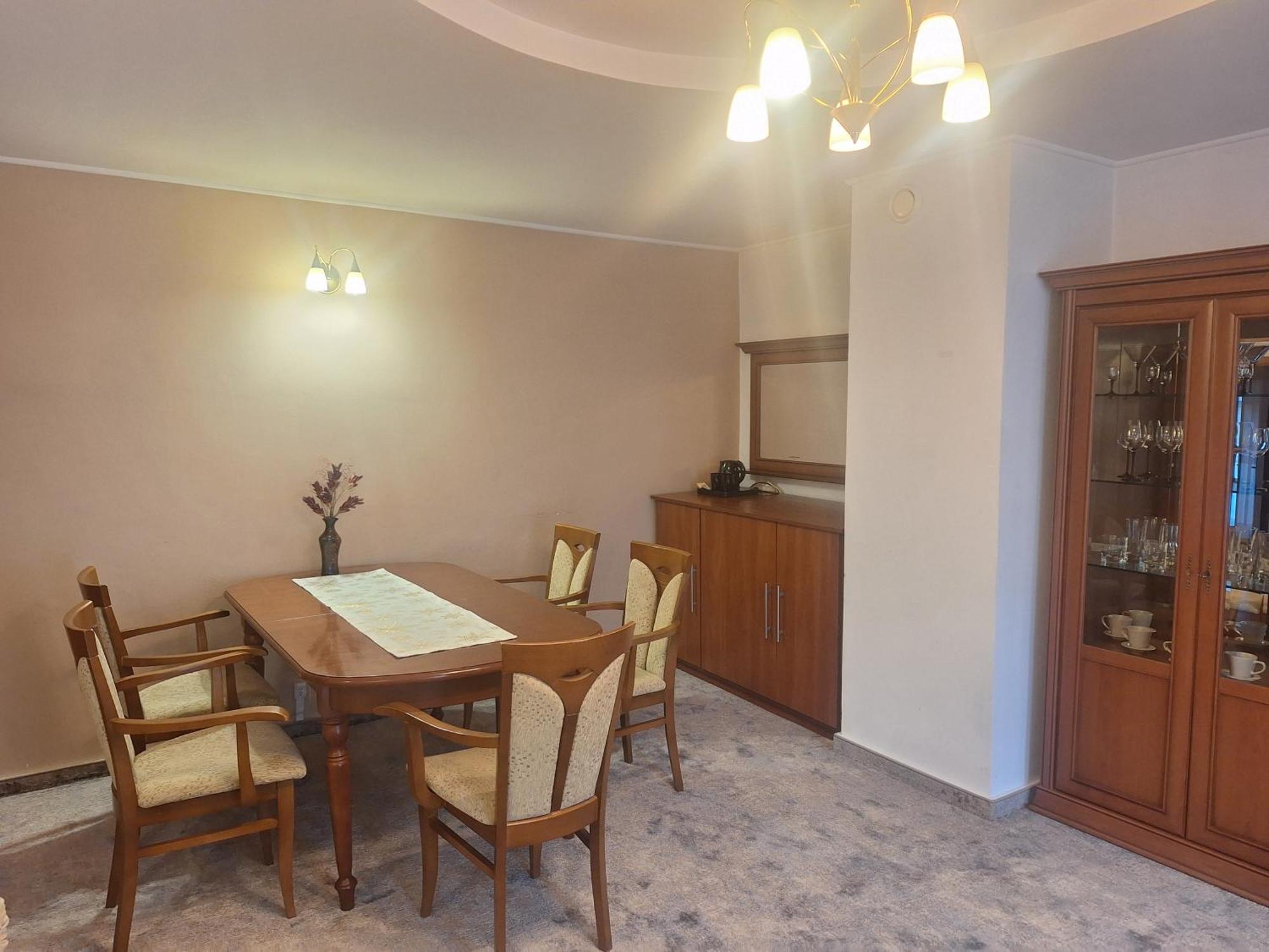 Hotel W Dobieszkowie Стрикув Екстер'єр фото